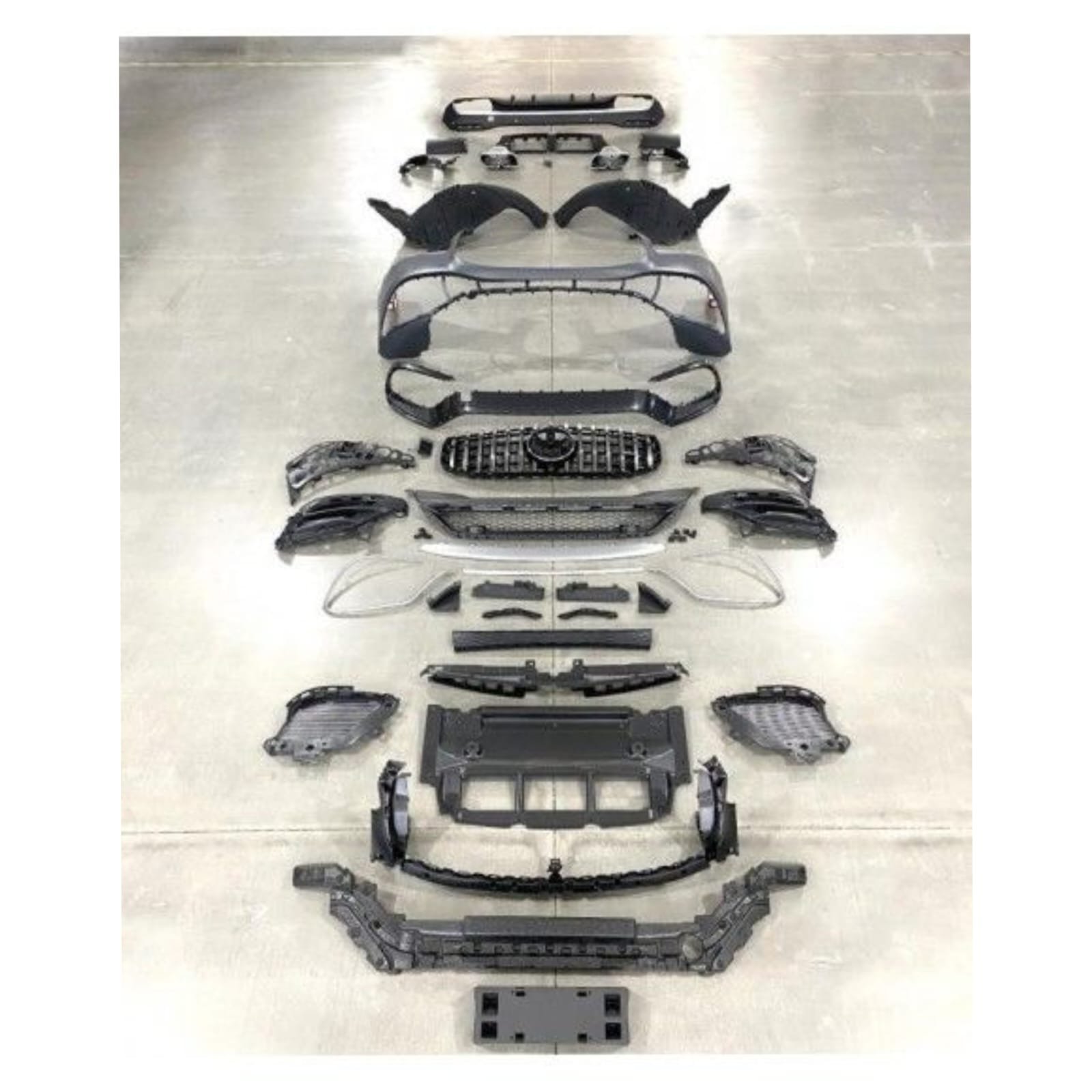 WhatsApp-Image-2025-10-22-at-18.56.25 MERCEDES GLS X167 GLS X167 FRONT + DIFFUSER 2020-2024 - Image 1