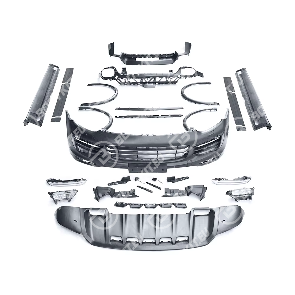 ZESTAW KAROSERYJNY DO PORSCHE CAYENNE GTS 2015–2017 ZESTAW KAROSERYJNY DO PORSCHE CAYENNE GTS 2015–2017